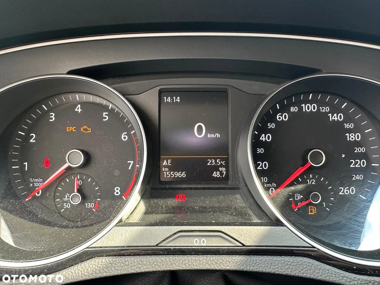 Volkswagen Passat - 12
