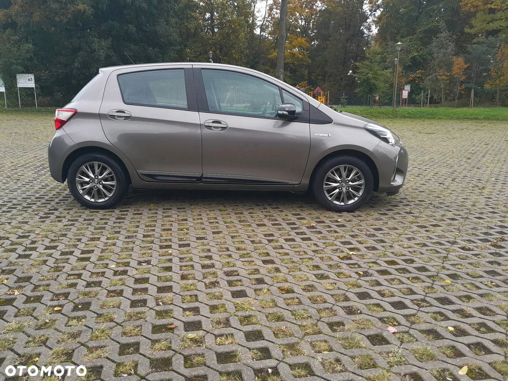 Toyota Yaris Hybrid 1.5 VVT-i Comfort - 4