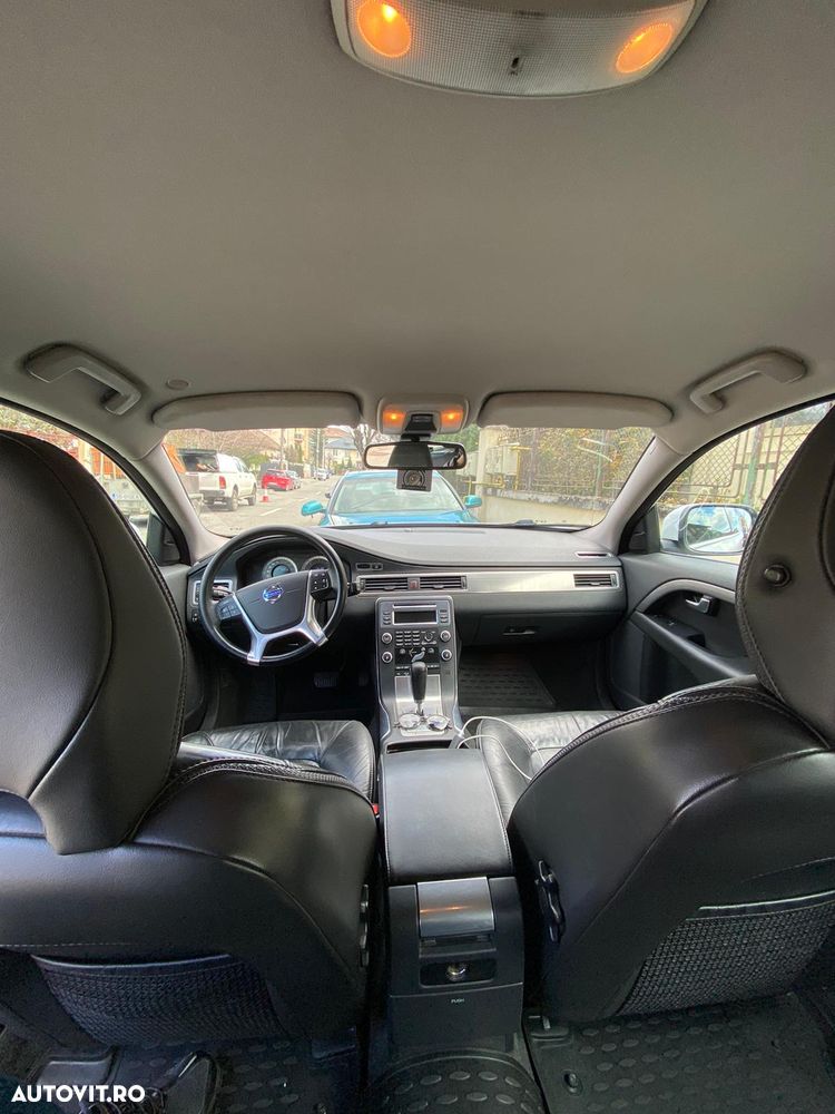 Volvo XC 70 D5 AWD Geartronic Momentum - 7