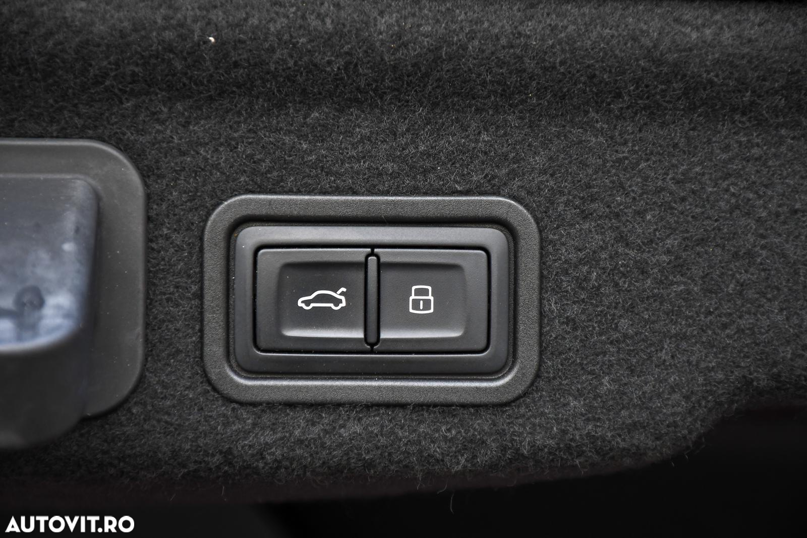 Audi A8 3.0 TDI DPF quattro Tiptronic - 25
