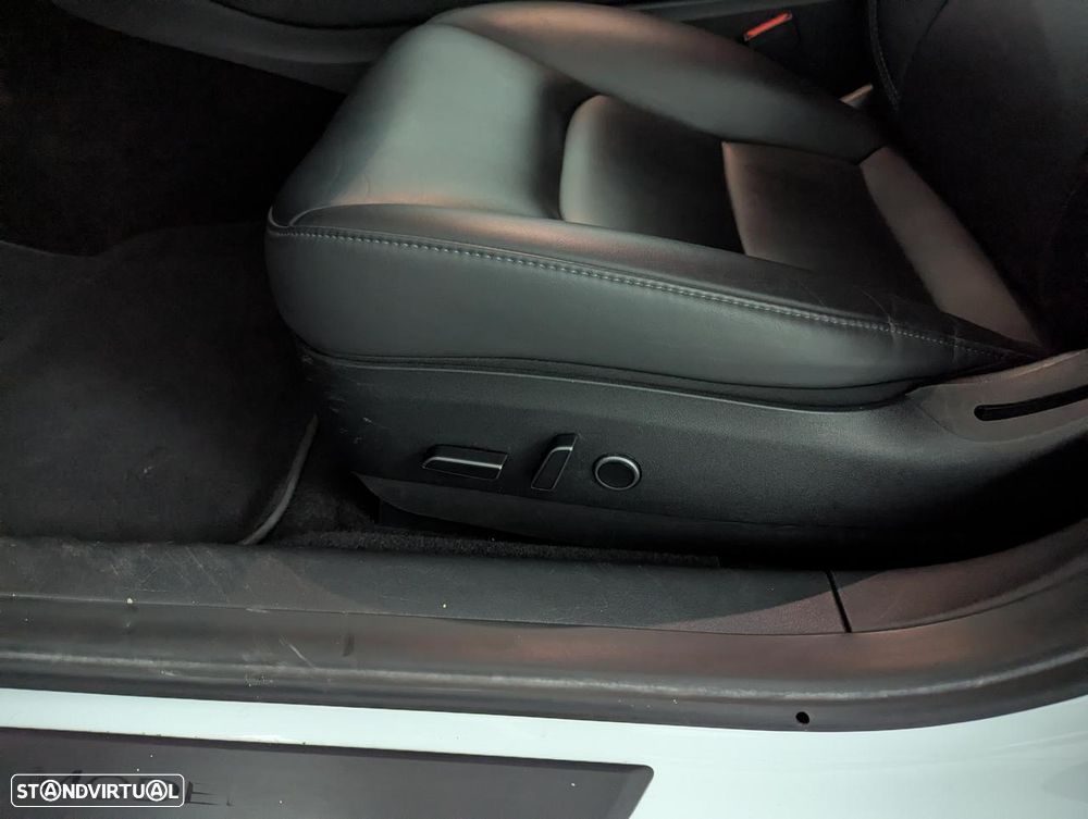 Tesla Model 3 Long Range Tração Traseira - 14