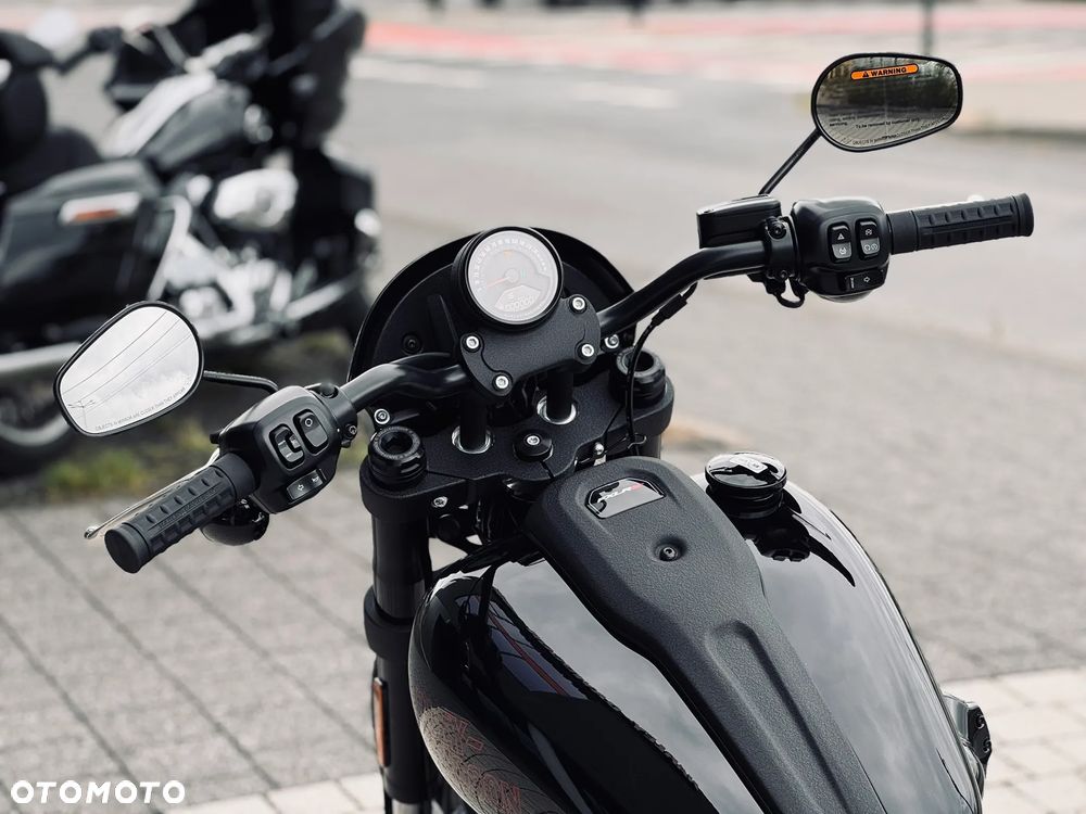 Harley-Davidson Softail Low Rider - 14