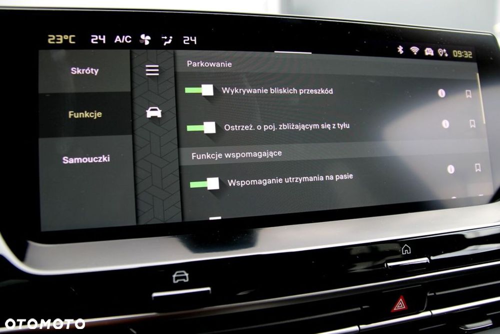 Citroën C5X 1.2 PureTech Plus EAT8 - 24