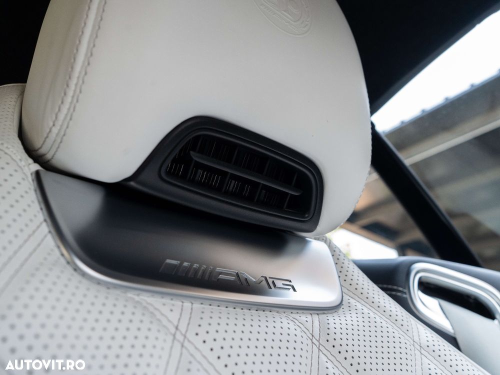 Mercedes-Benz SL 43 AMG Speedshift MCT 9G - 41