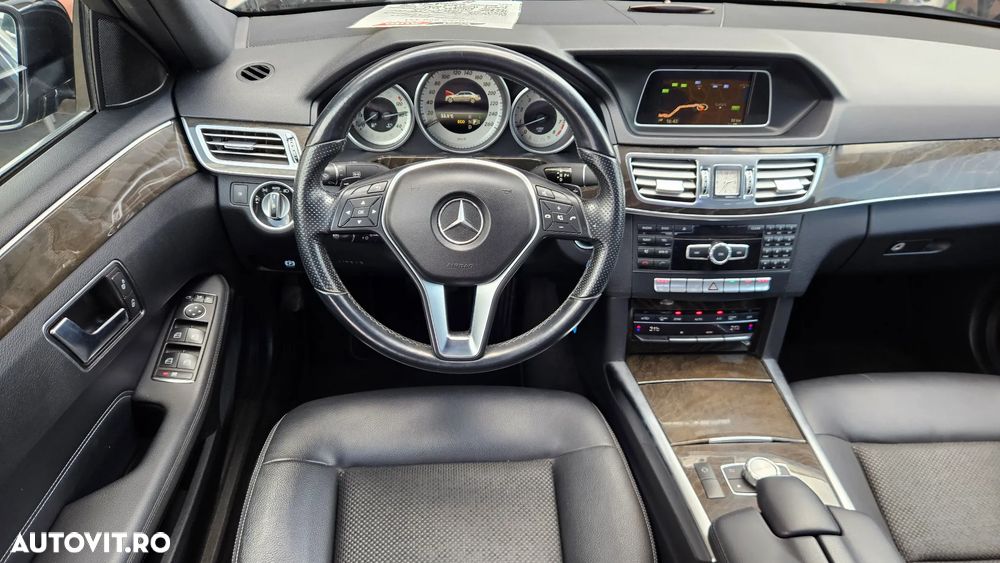 Mercedes-Benz E 200 7G-TRONIC - 7