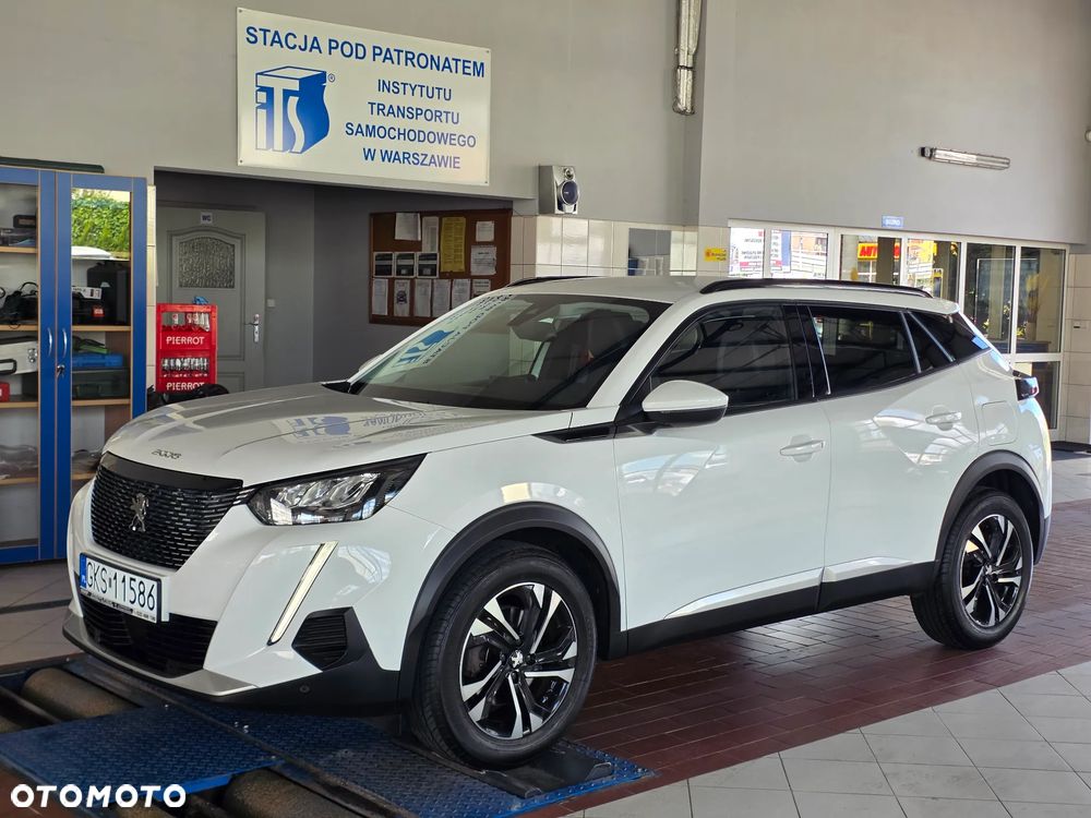 Peugeot 2008 1.5 BlueHDi Allure S&S EAT8 - 3