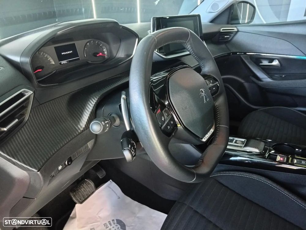 Peugeot 2008 - 15