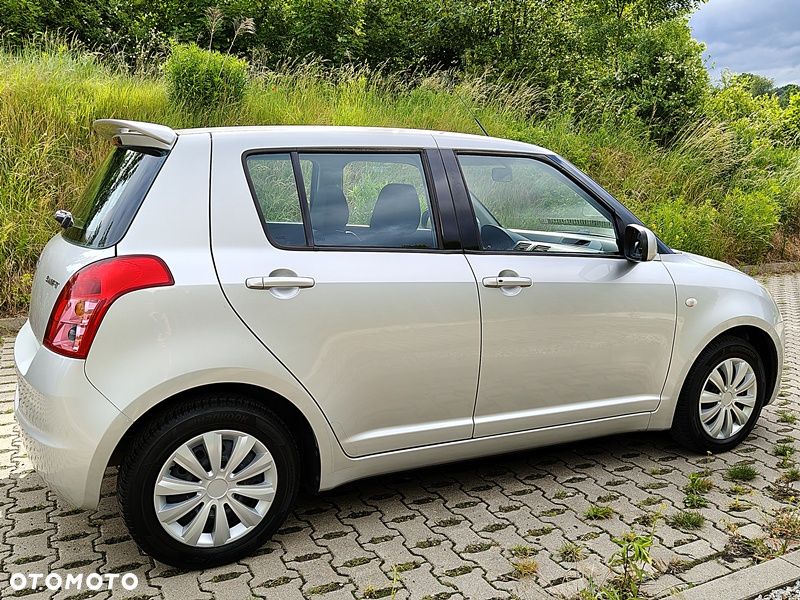 Suzuki Swift 1.3 GLX / Comfort - 28