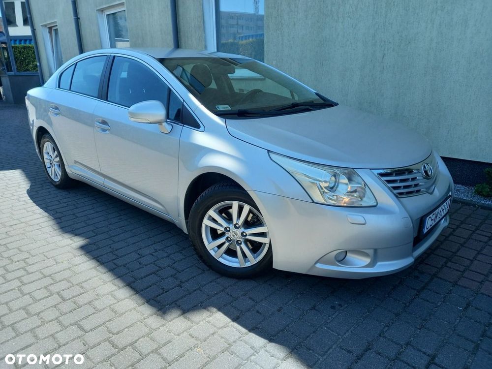 Toyota Avensis 1.8 Premium - 2