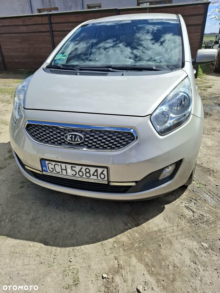 Kia Venga 1.6 L - 4