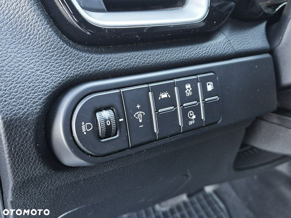 Kia Ceed 1.6 GDI PHEV L Business Line DCT - 14