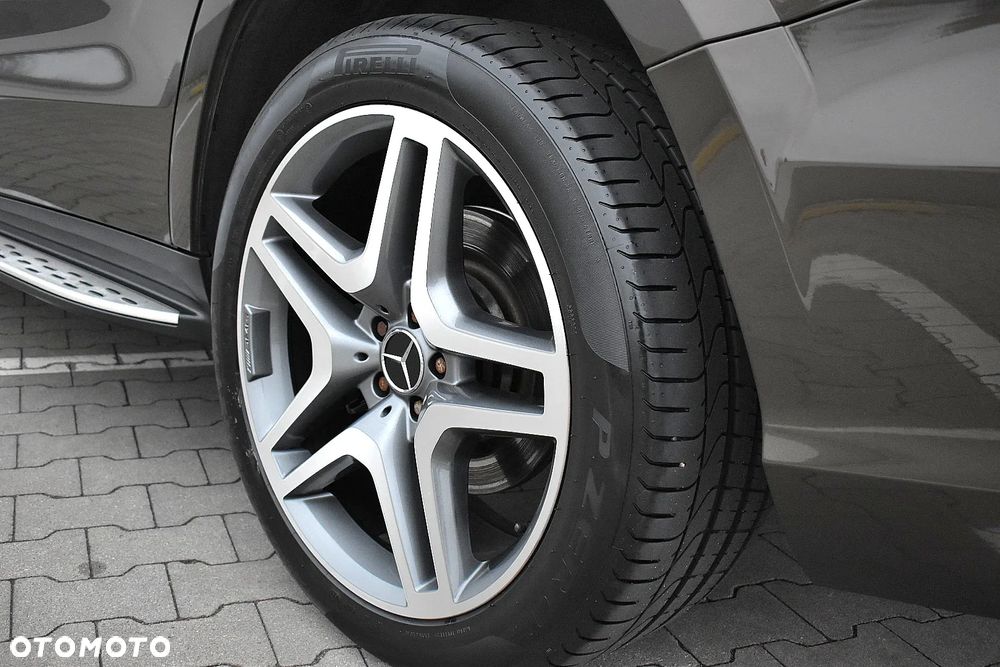 Mercedes-Benz GL - 8