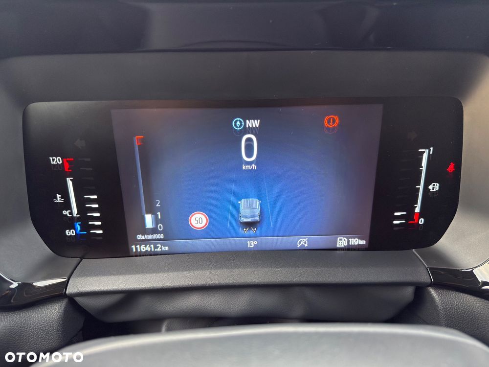 Ford Transit Courier - 15