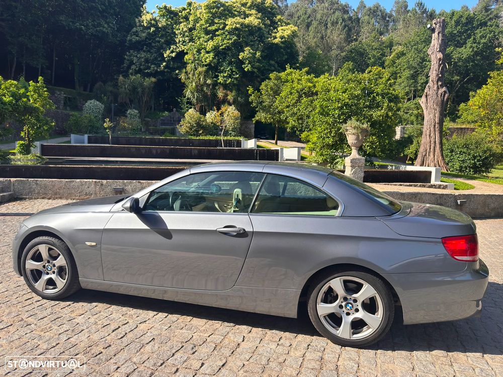 BMW 320 i Cabrio Auto - 22