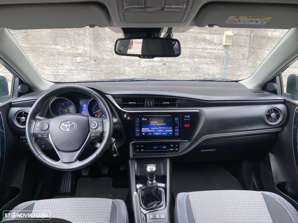 Toyota Auris Touring Sports 1.4 D-4D Comfort+Pack Sport - 4