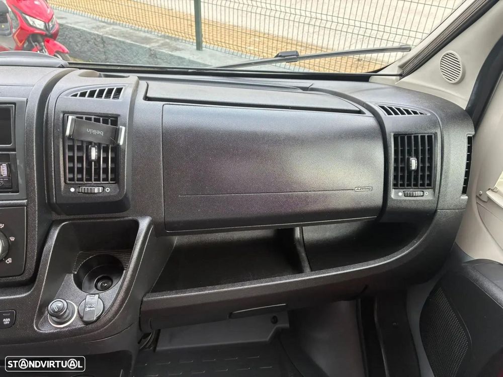 Citroën Jumper 2.0 BlueHDi 35 L4 CD - 8