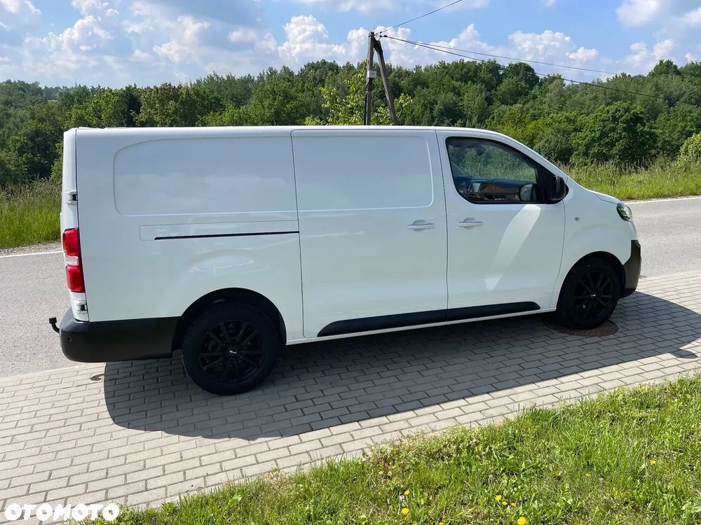 Opel Vivaro - 38