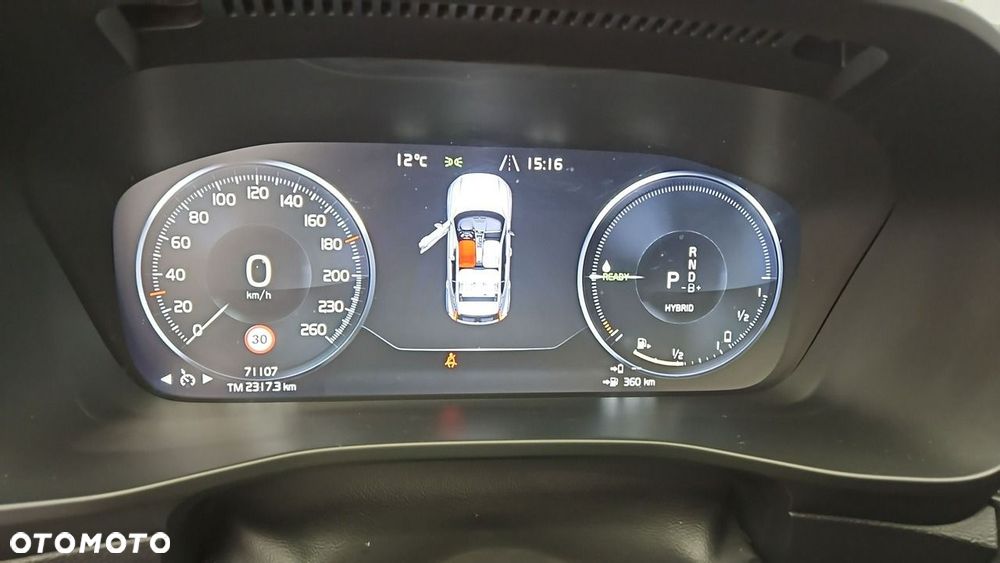 Volvo XC 40 T5 Plug-In Hybrid R-Design - 13