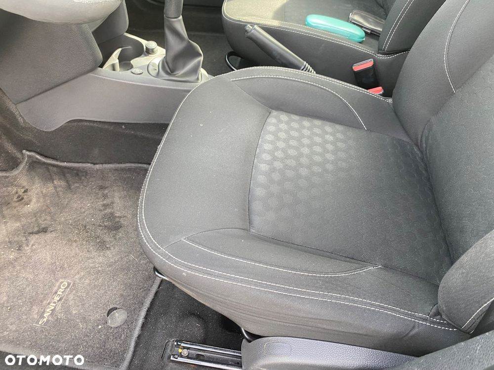 Dacia Sandero 1.2 16V 75 Laureate - 19
