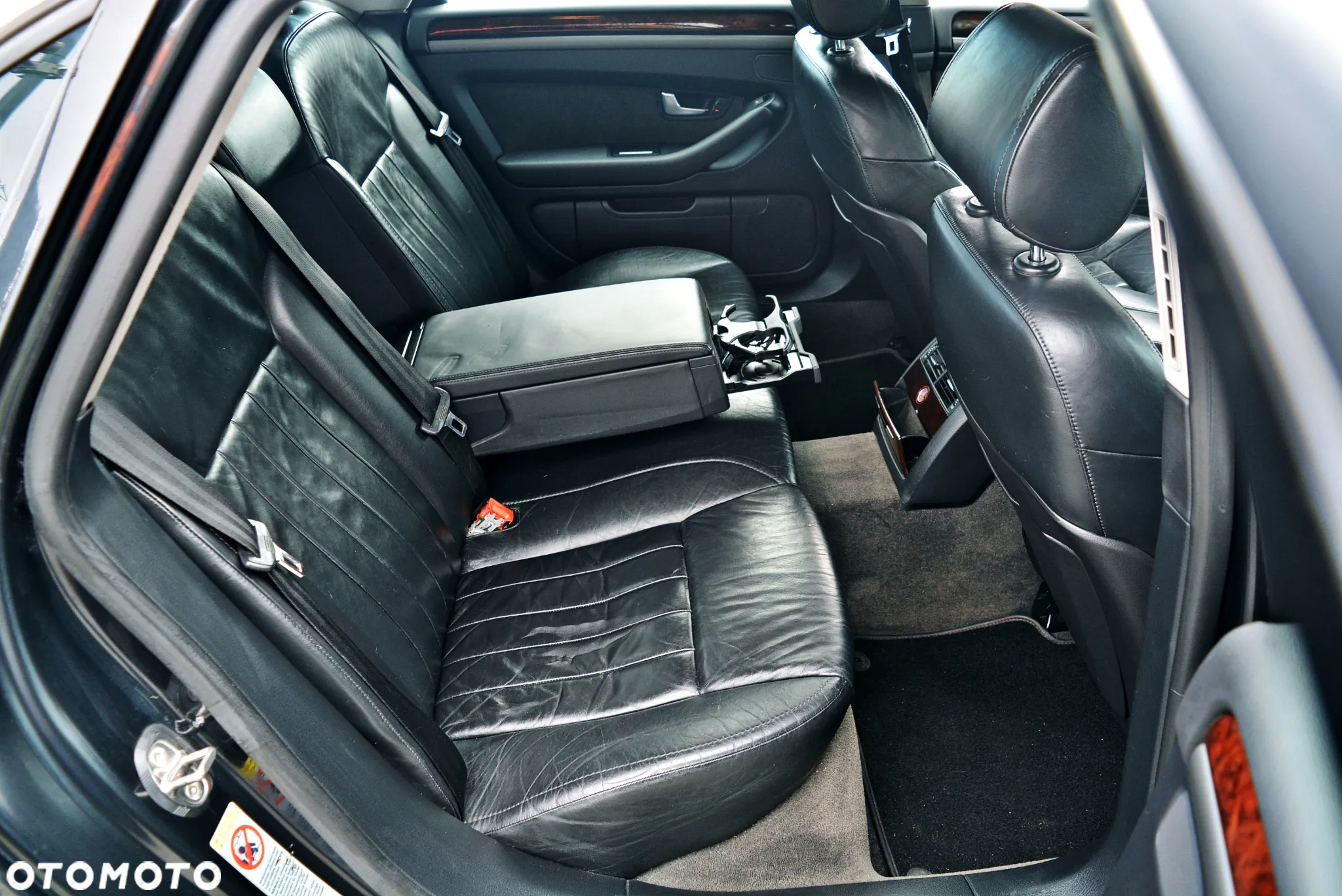 Audi A8 4.2 Quattro - 15