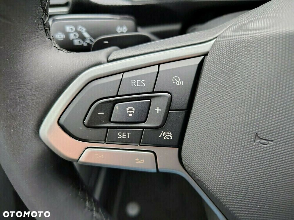 Volkswagen T-Cross - 15