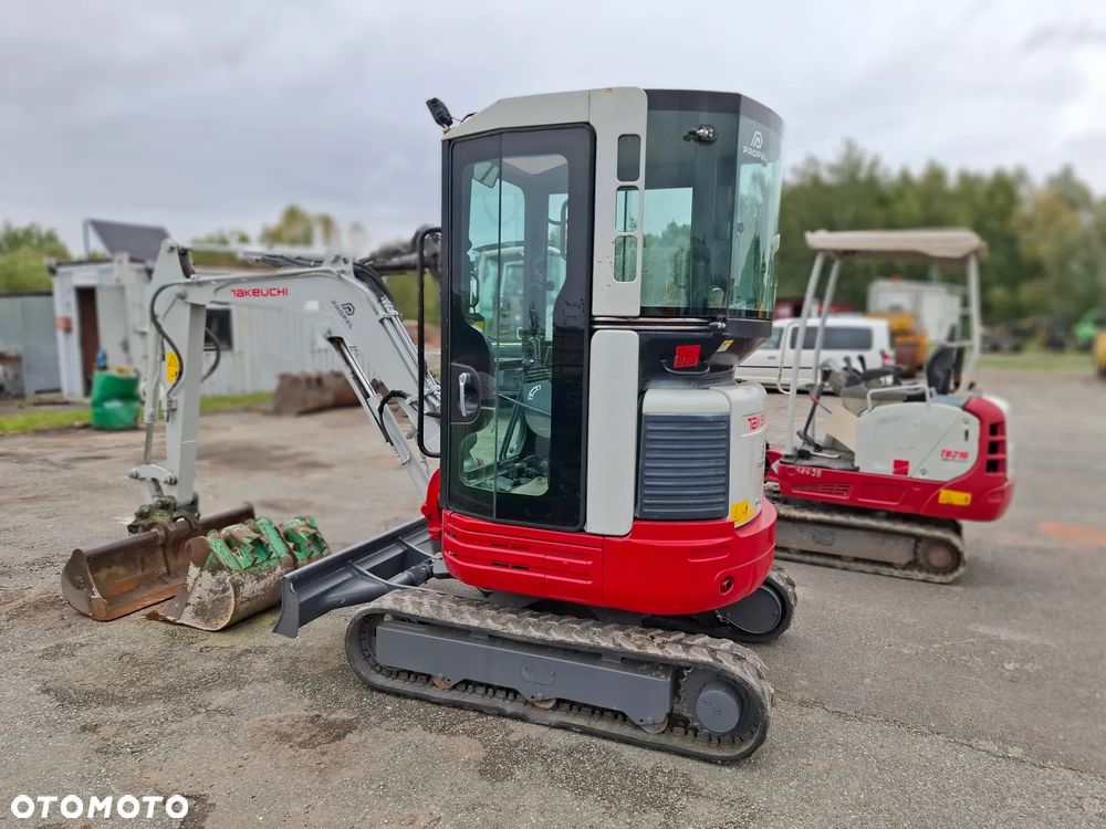 Takeuchi TB23R - 9