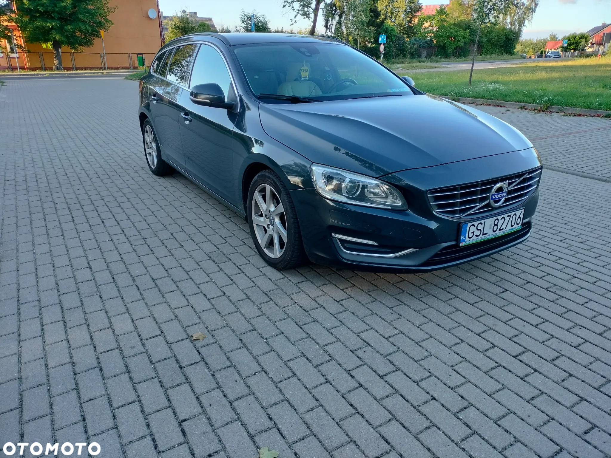 Volvo V60 D4 Drive-E Summum - 2