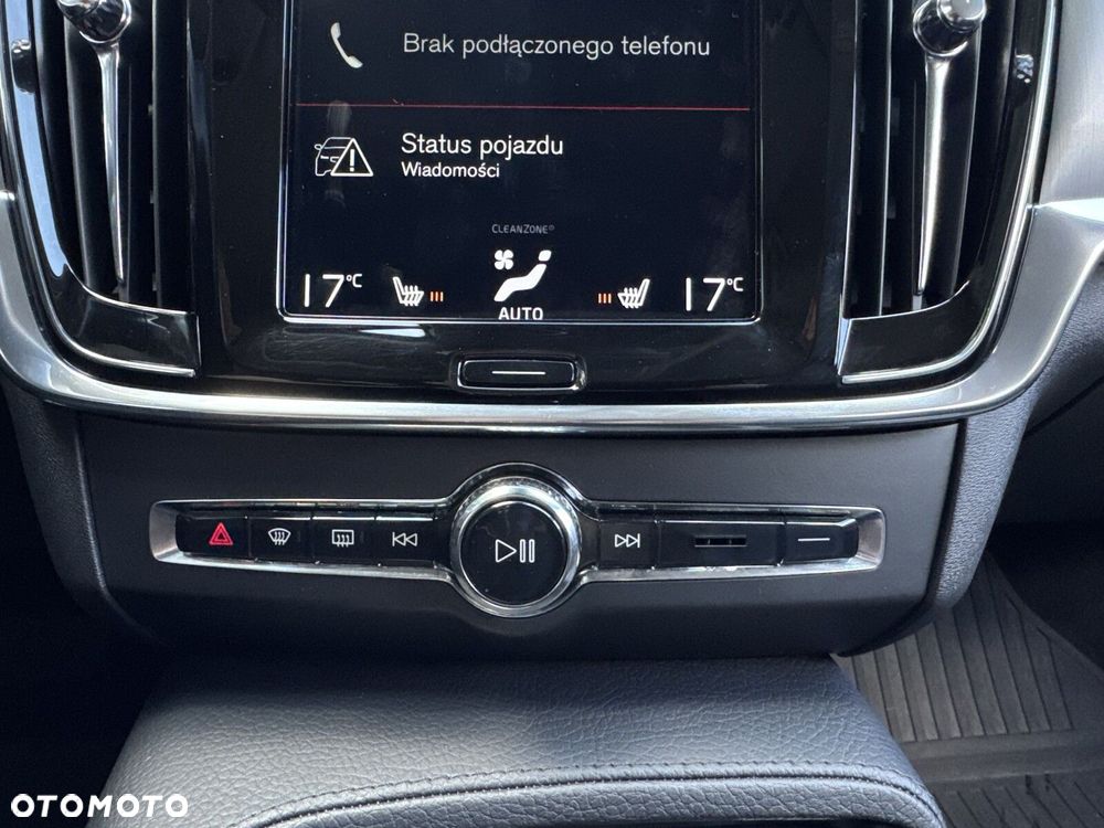 Volvo V90 Cross Country D5 AWD Pro - 23