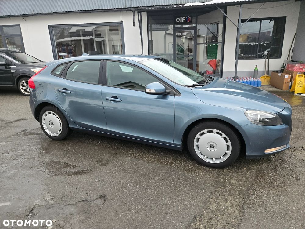 Volvo V40 T3 - 6