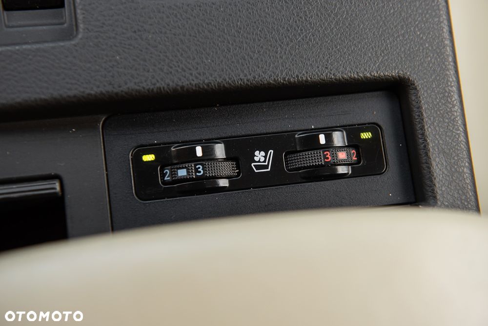 Lexus RX 450h (hybrid) Luxury Line - 27