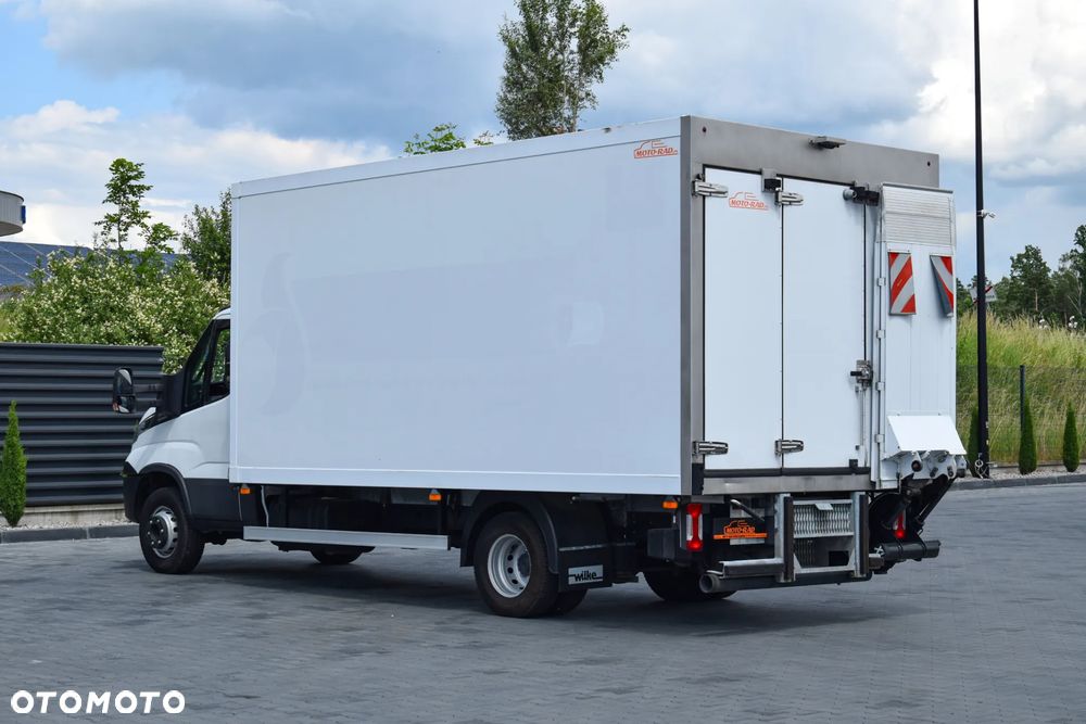 Iveco DAILY 70C18 / 3.0 - 180 KM / AUTOMAT HI-MATIC / 3 OSOBY / CHŁODNIA - MROŹNIA 4,55 M / FRIGOBLOCK / WINDA SORENSEN / KLIMA / TEMPOMAT / KAMERA COFANIA / REGULOWANE ZAWIESZENIE / SERWISOWANY / SPROWADZONY Z NIEMIEC - 7