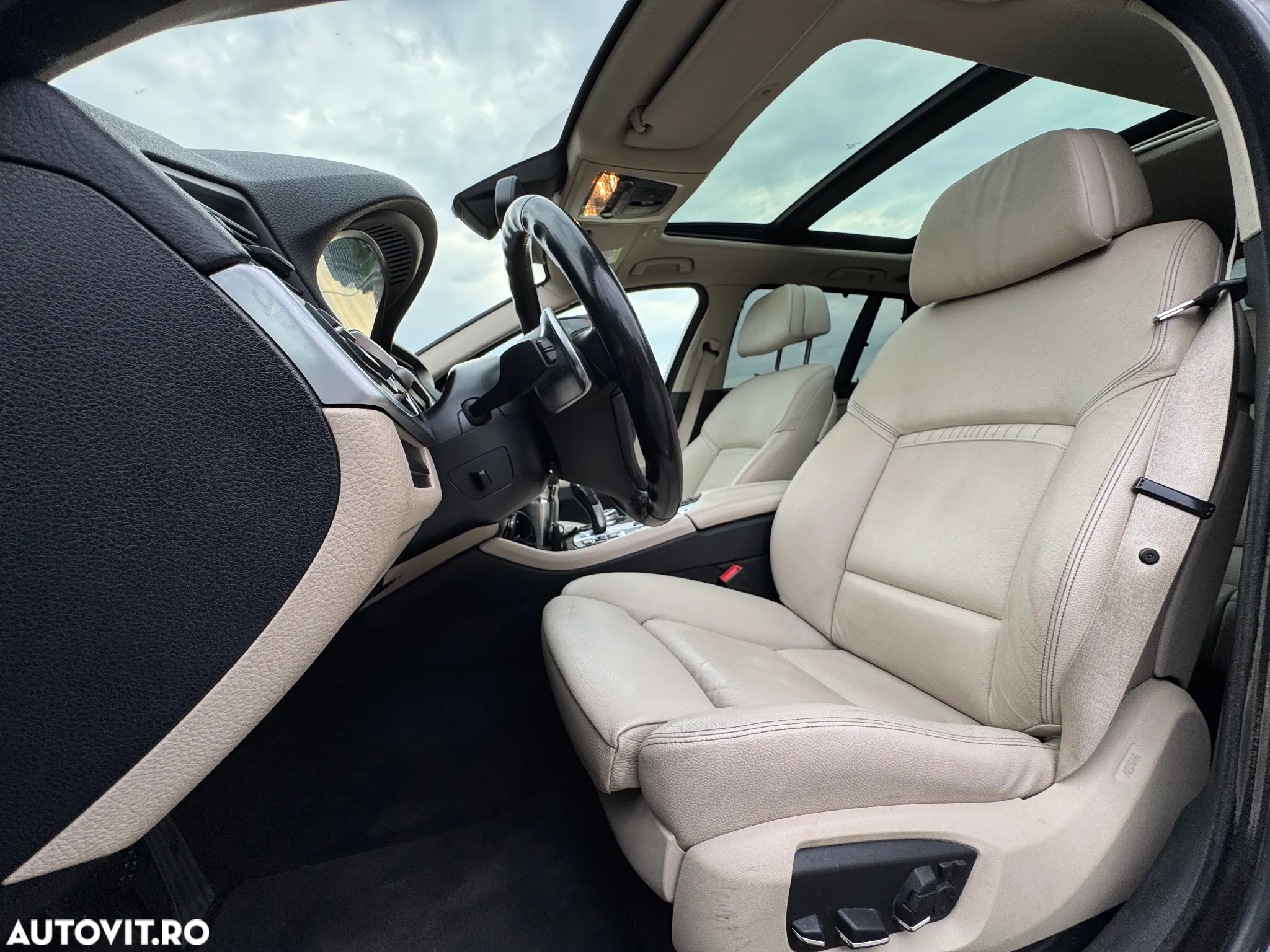 BMW Seria 5 520d xDrive - 15