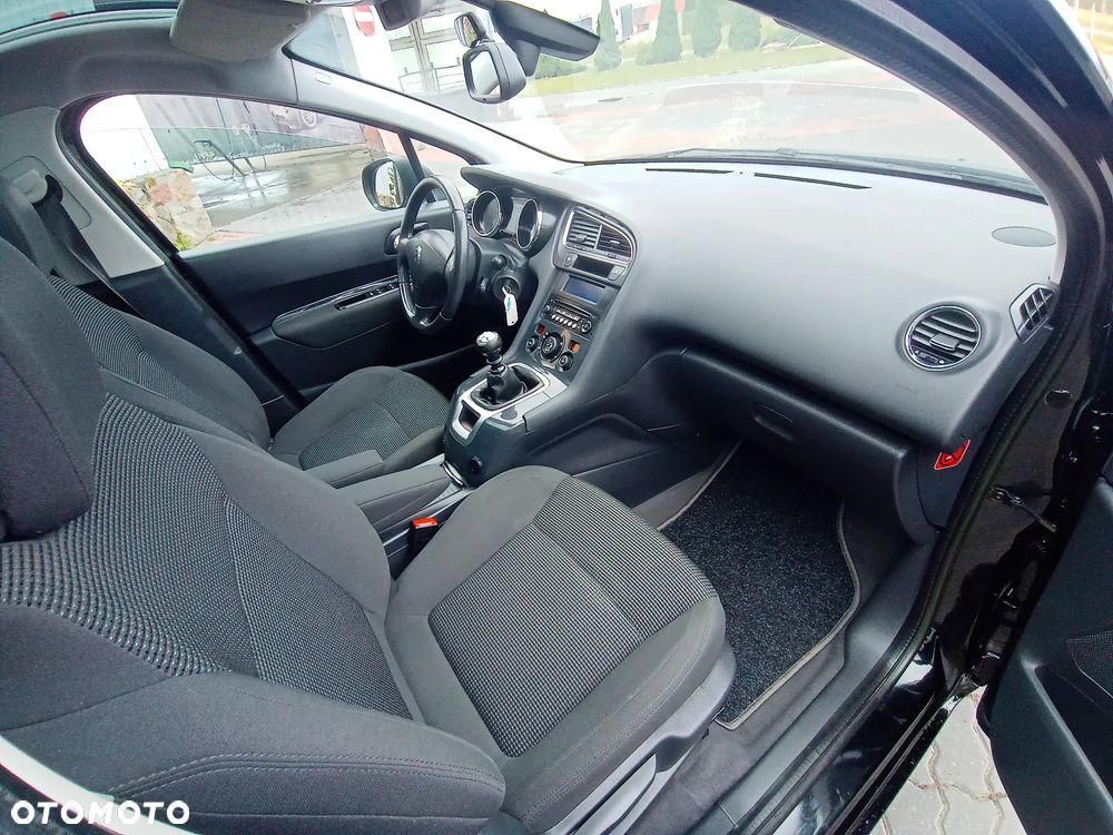 Peugeot 5008 HDI FAP 110 Access - 26