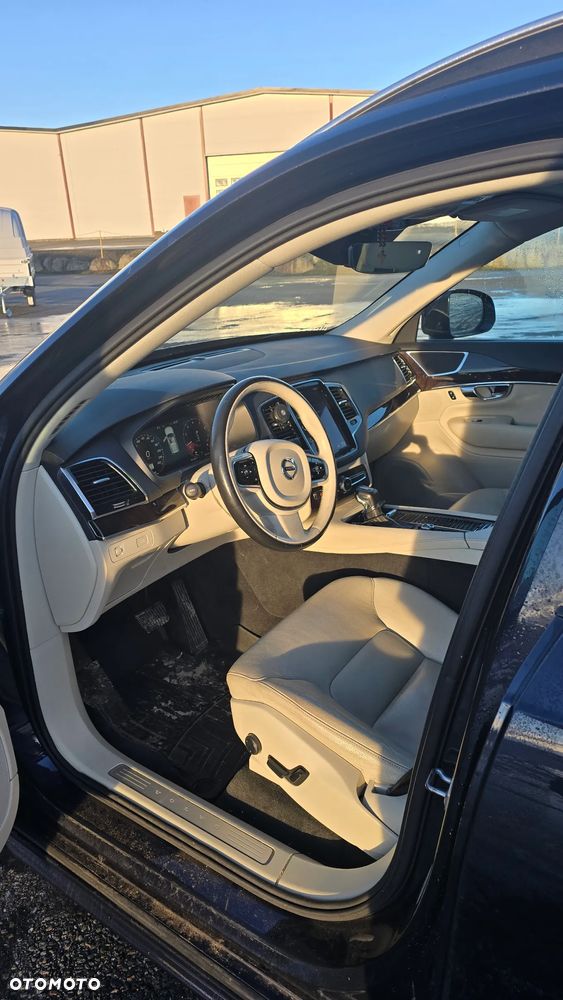 Volvo XC 90 T6 AWD Geartronic Momentum - 13