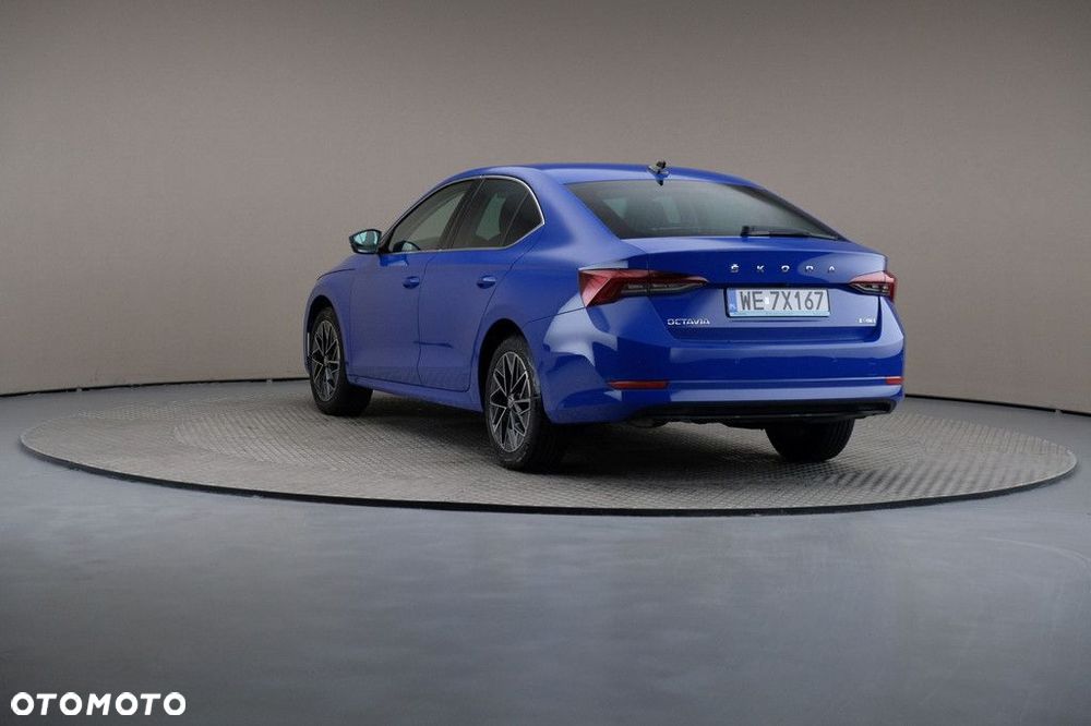 Skoda Octavia - 2