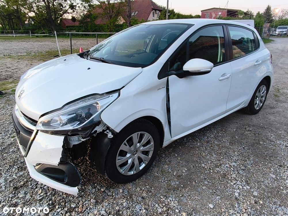 Peugeot 208 PureTech 82 Urban Move - 3