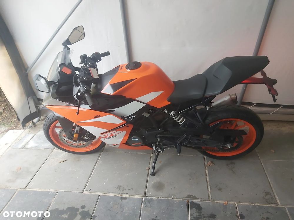 KTM RC 125 - 22
