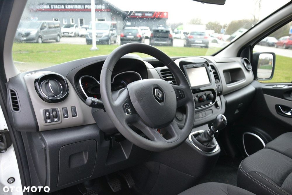 Renault Trafic - 13