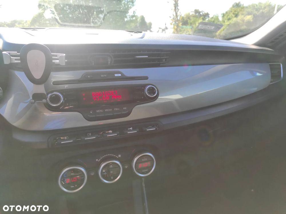 Alfa Romeo Giulietta 1.4 TB MultiAir Distinctive - 24