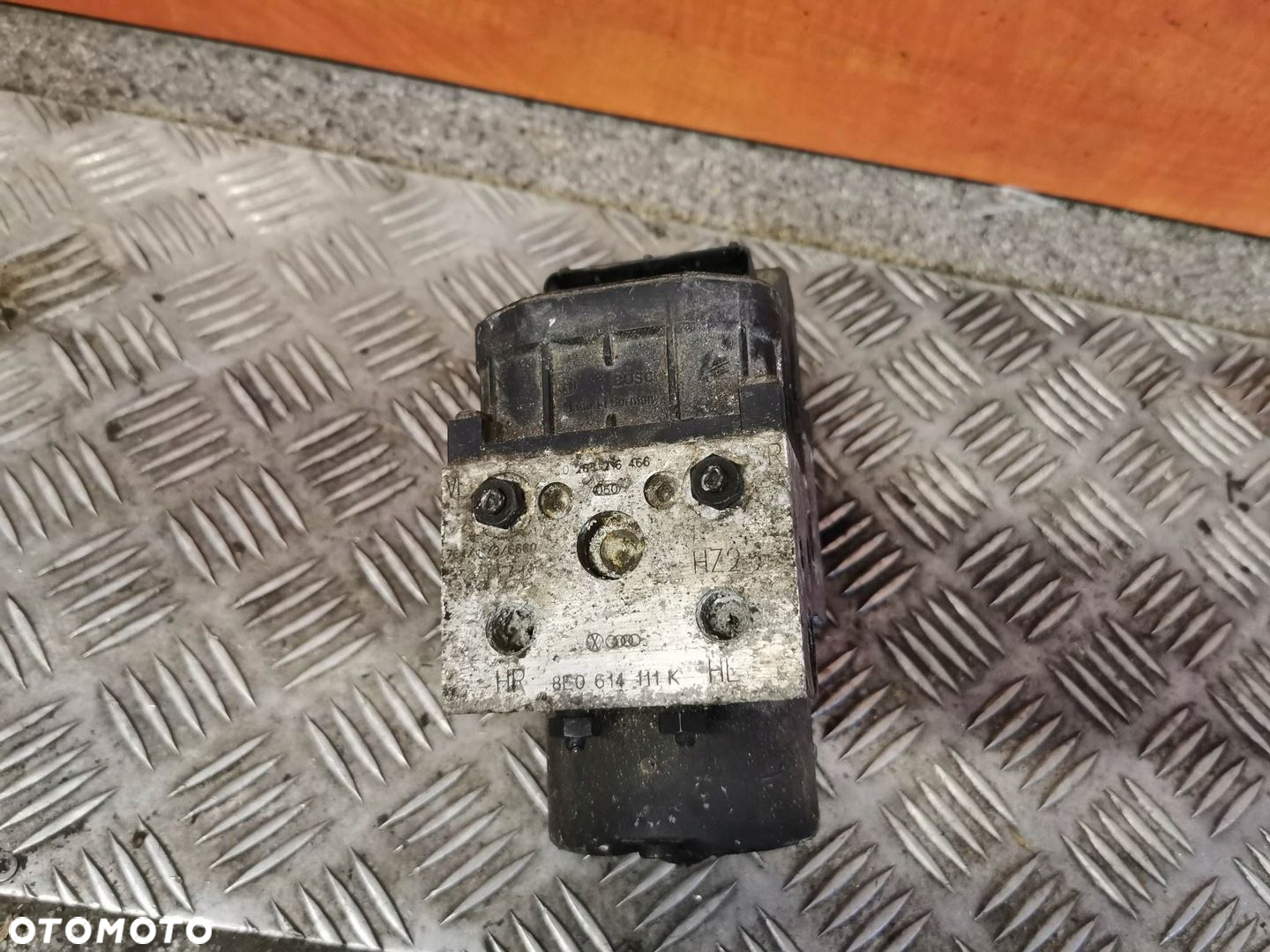 VW PASSAT B5 POMPA ABS 8E0614111K 0273004212 - 2