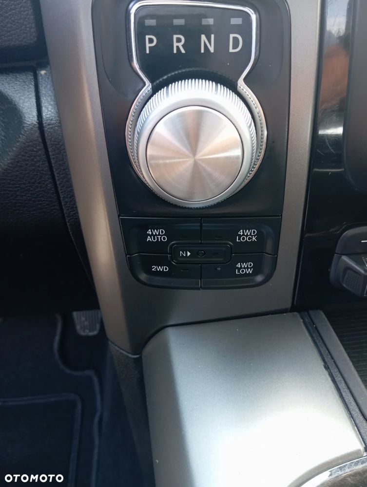 Dodge RAM 1500 5.7 4x4 - 19