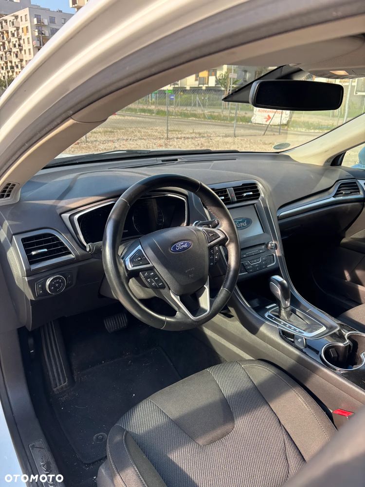 Ford Mondeo 2.0 TDCi Ambiente PowerShift - 11
