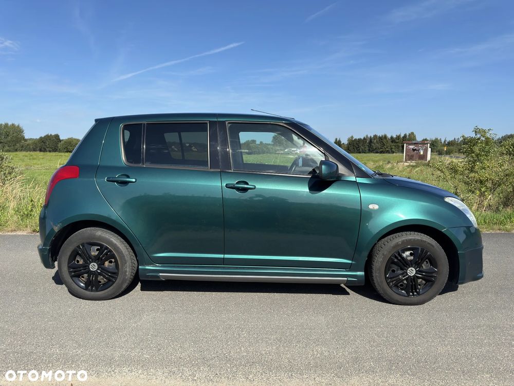 Suzuki Swift - 2