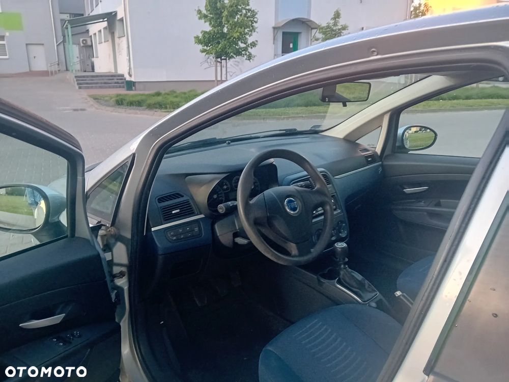 Fiat Grande Punto 1.4 8V Active - 6
