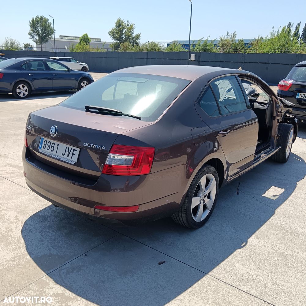 Dezmembrez Skoda Octavia 2016 Diesel  1.6 110Cp 76.000 km - 2