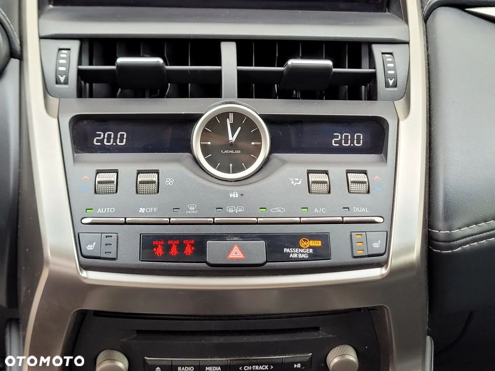 Lexus NX 300 Comfort AWD - 21