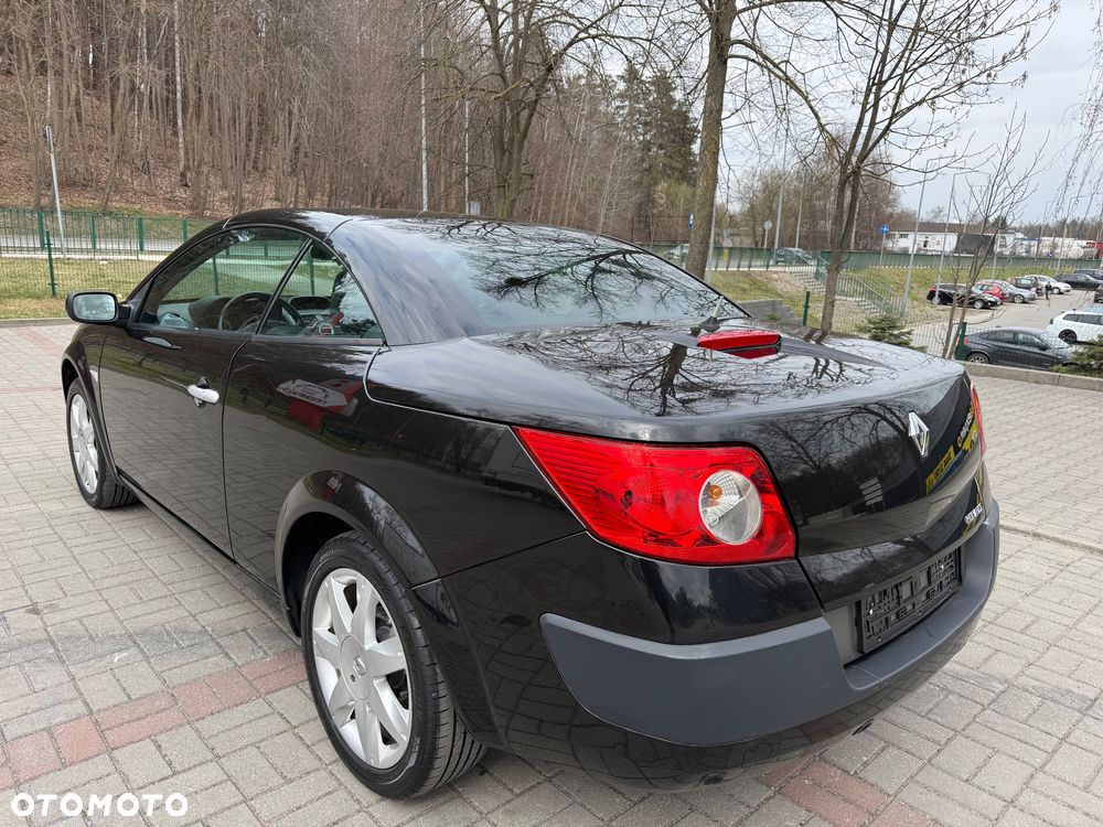 Renault Megane 2.0 Coupe-Cabriolet Luxe Privilege - 4