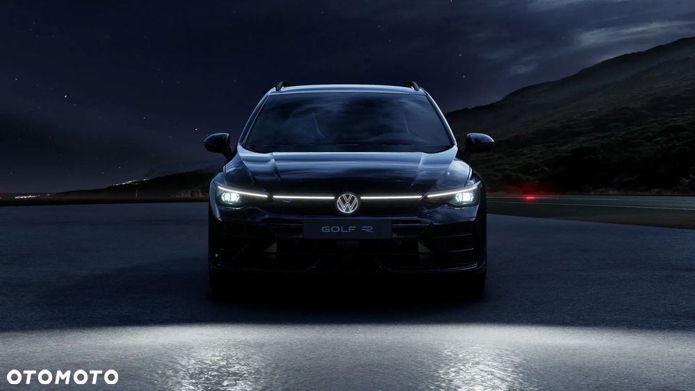 Volkswagen Golf Variant - 11