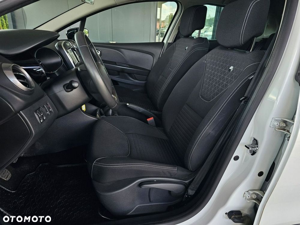Renault Clio - 26