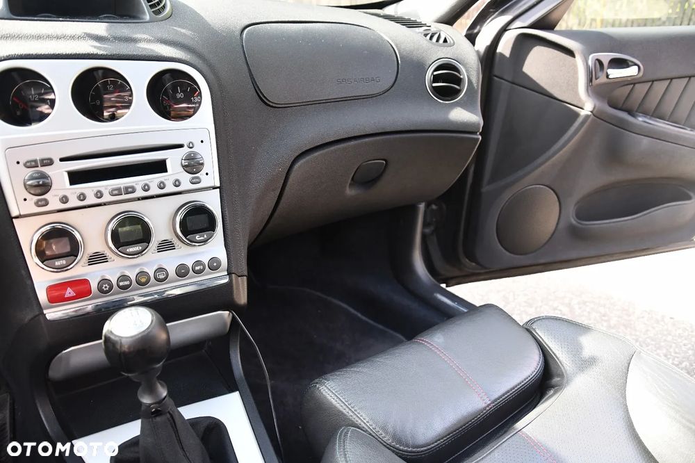 Alfa Romeo 156 2.4 JTD 20V Distinctive - 7